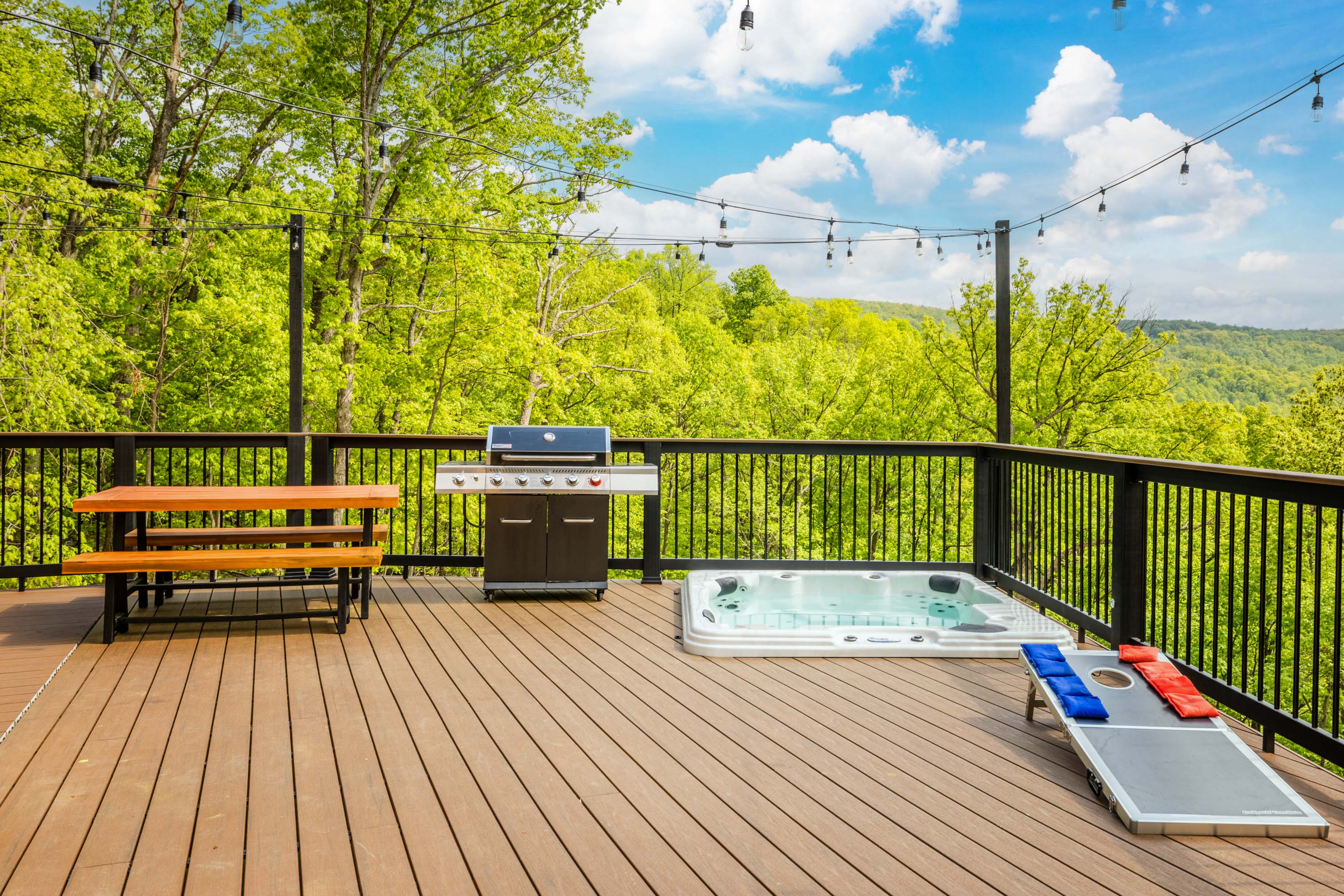 <span  class="uc_style_uc_tiles_grid_image_elementor_uc_items_attribute_title" style="color:#ffffff;">Large Composite Deck, Sunken Hot Tub, Grill, Picnic Table, Cornhole Game, Blue Ridge Mountains View - Mount Snow Yurt</span>