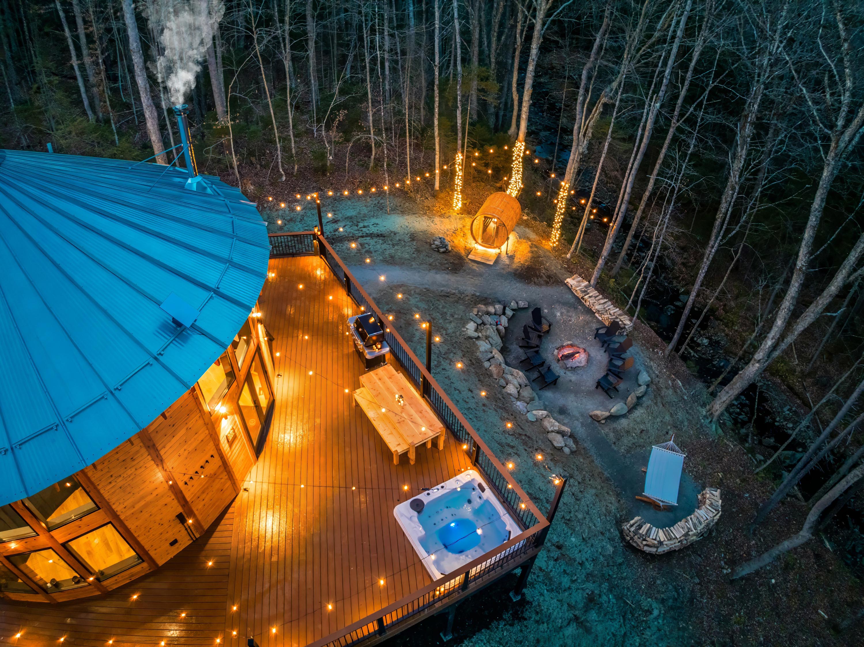 Mount Snow Yurt - One-of-a-Kind cabin-like Yurt w/ Hot Tub